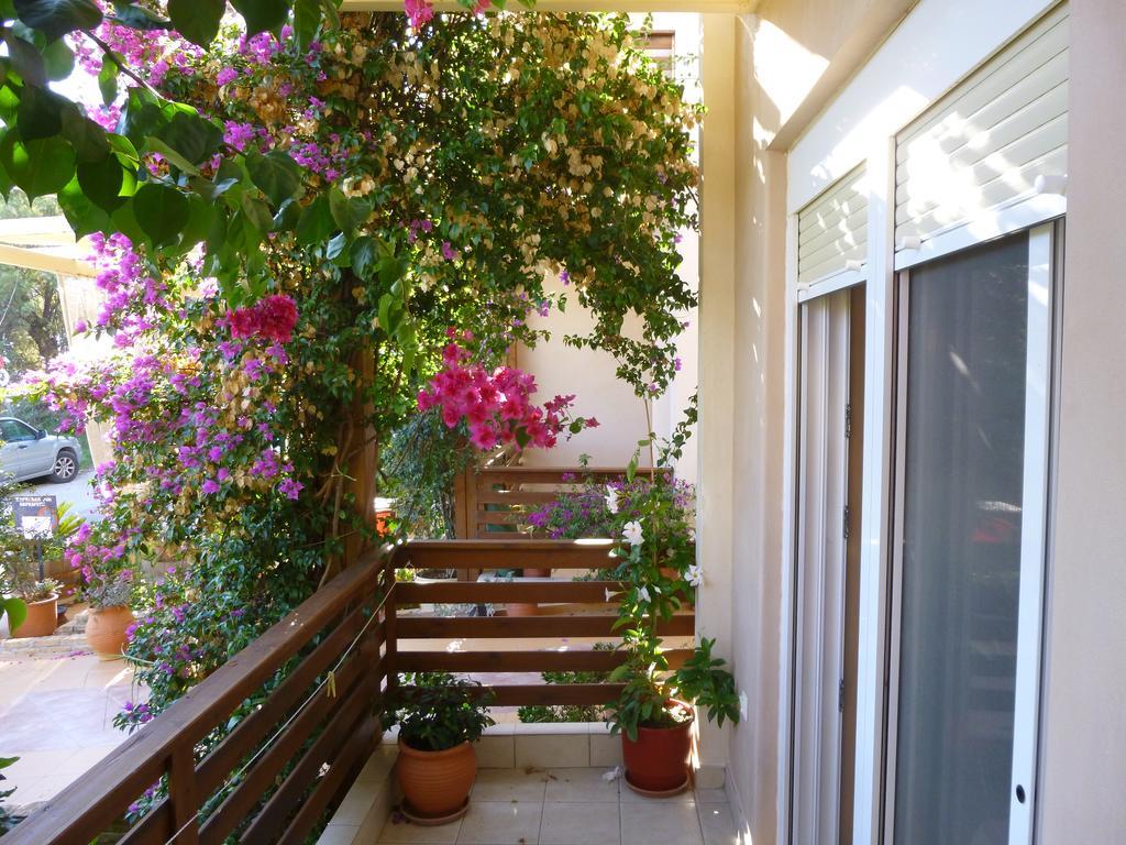 Giovanni Mare Kourouta Exterior photo