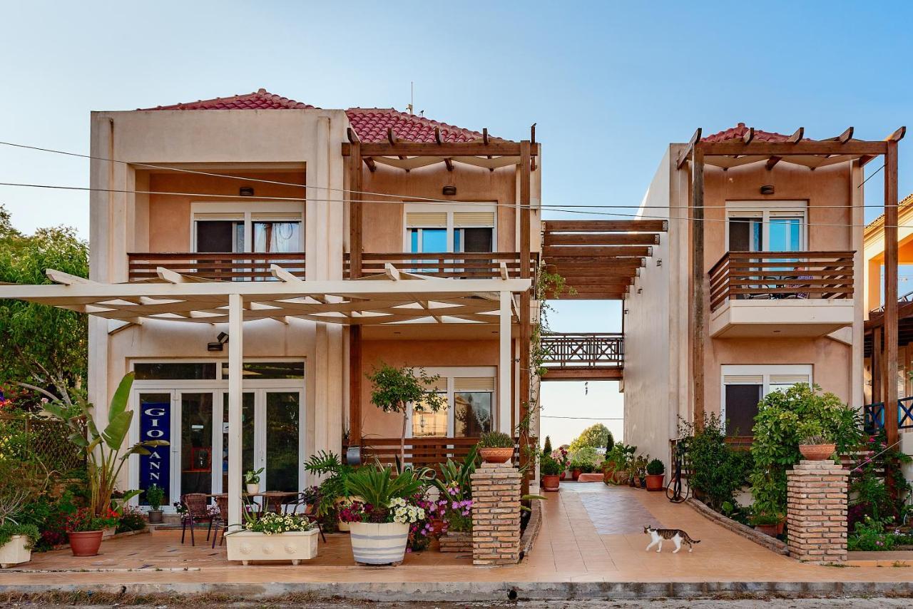 Giovanni Mare Kourouta Exterior photo