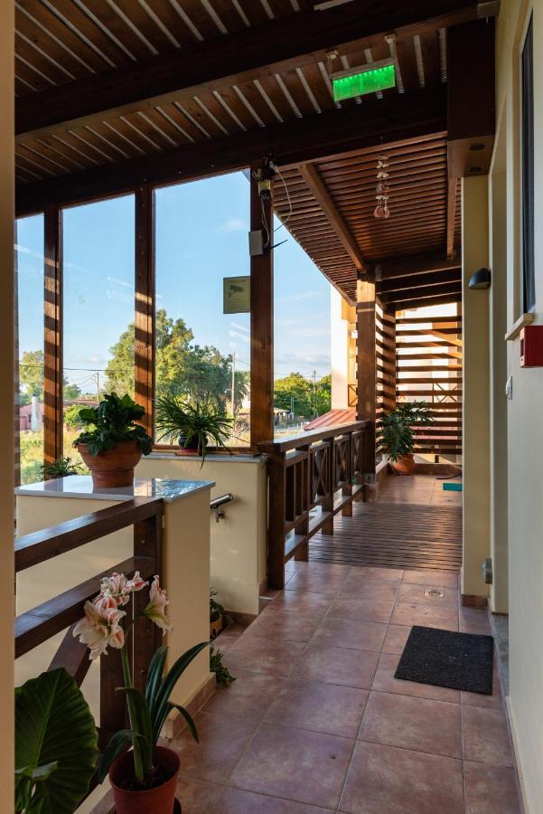 Giovanni Mare Kourouta Exterior photo